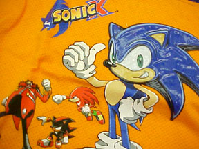 Plastic Sonic the Hedgehog head detail