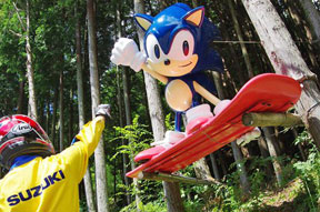 Restored Sonic Snowboard Statue