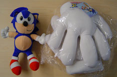 Sonic Stuffy Gloves Size Compare