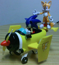 Sonic fits in airplane