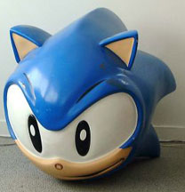 Store display Sonic giant head