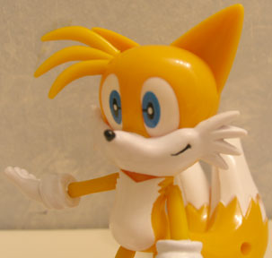Tails action figure has creepy eyes!