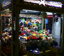Cromptons X Factor UFO catcher
