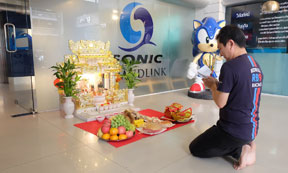 Grandlink Thai Lobby Fake