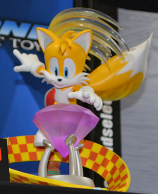 Diamond Select Toy Tails Emerald