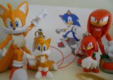 Gacha & Figure Compare Photo