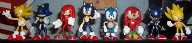 Gacha figure vs. F4F classic 2 inch figure
