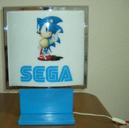 Modernistic Flat Sonic Table Lamp