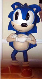 Oldskool 3D Sonic statue for stores
