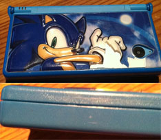 Mad Catz DS case edge close up photo