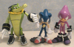 Vector Sonic Espio size comparison photo