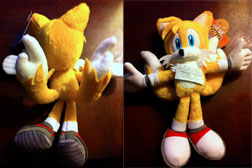 Jazwares Tails doll front back